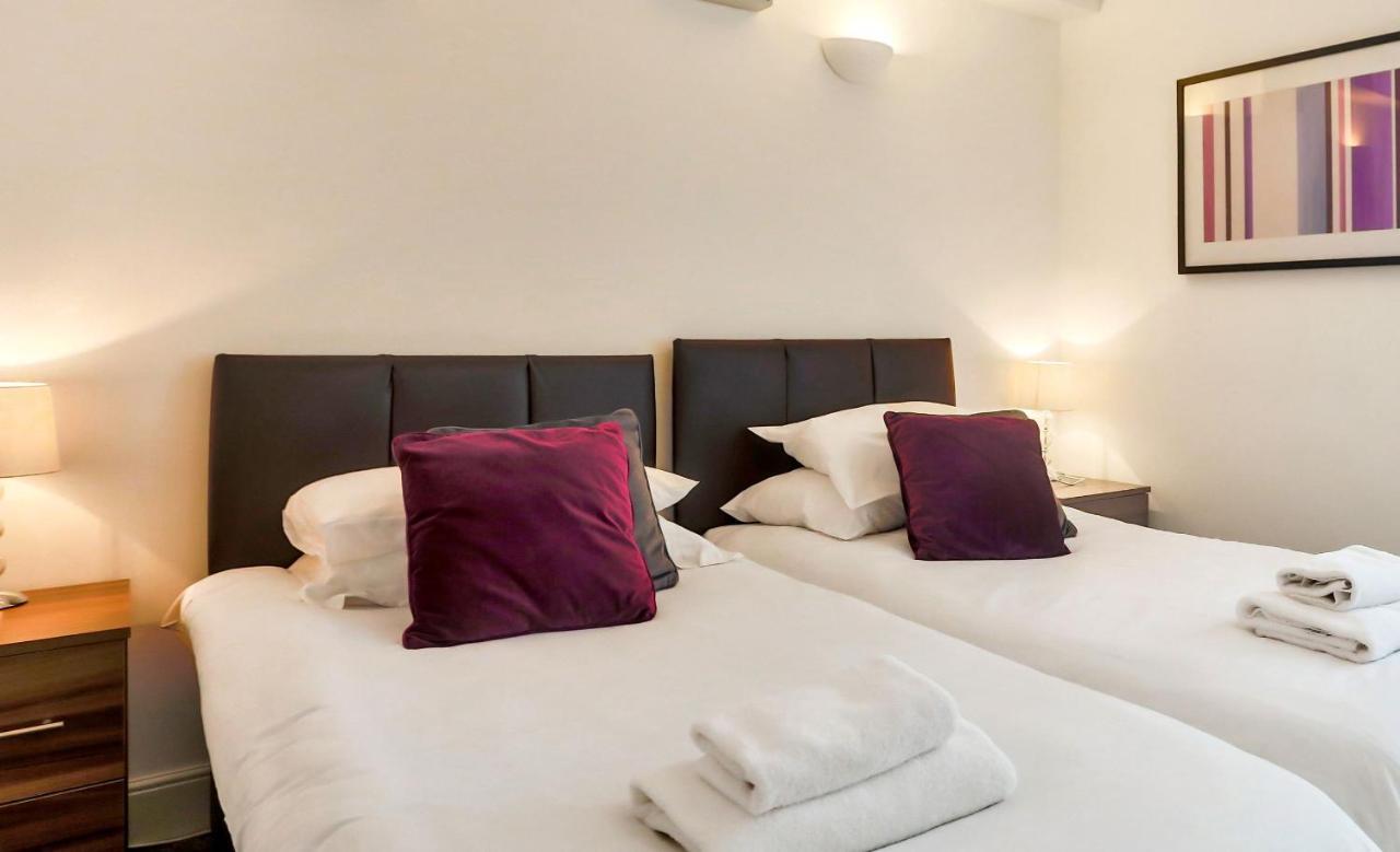Montpellier Villa Челтнъм Екстериор снимка